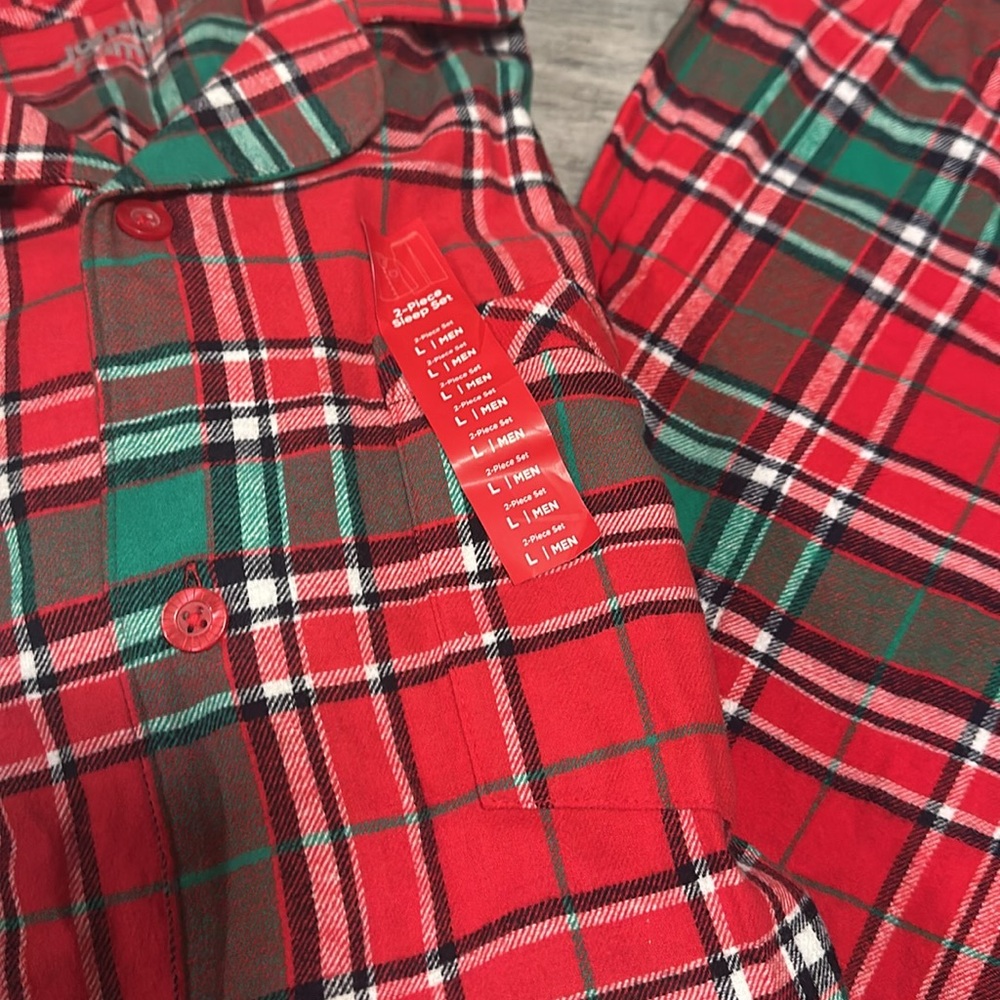 Jamie’s for Families Men’s 2PC Christmas Pajama Set Size Large New With Tags - Picture 2 of 3